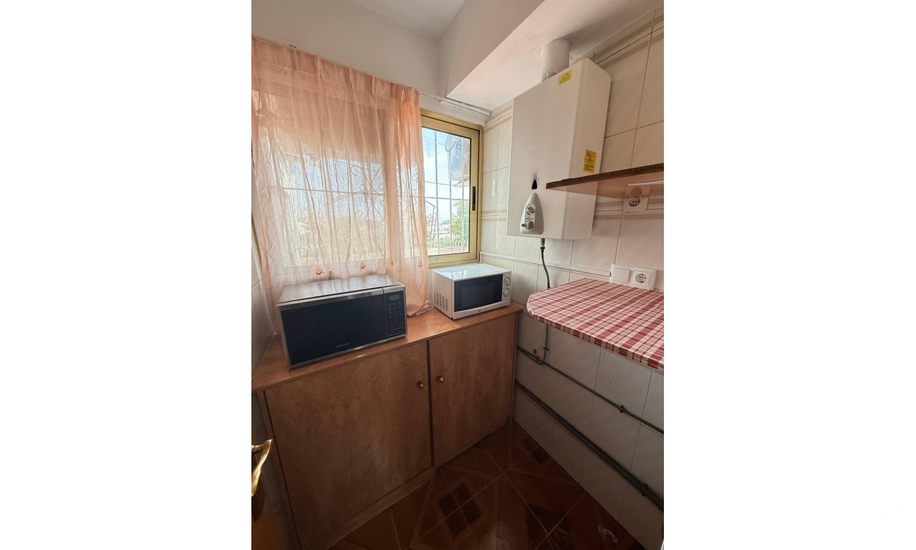 Resale - Apartments - Orihuela Costa - Punta Prima