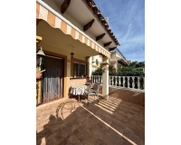 Resale - Apartments - Orihuela Costa - Punta Prima