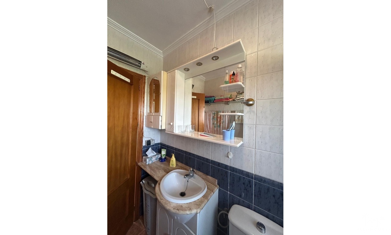 Resale - Apartments - Orihuela Costa - Punta Prima