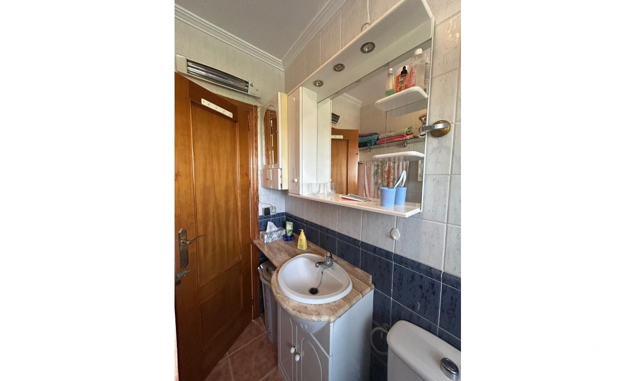 Resale - Apartments - Orihuela Costa - Punta Prima