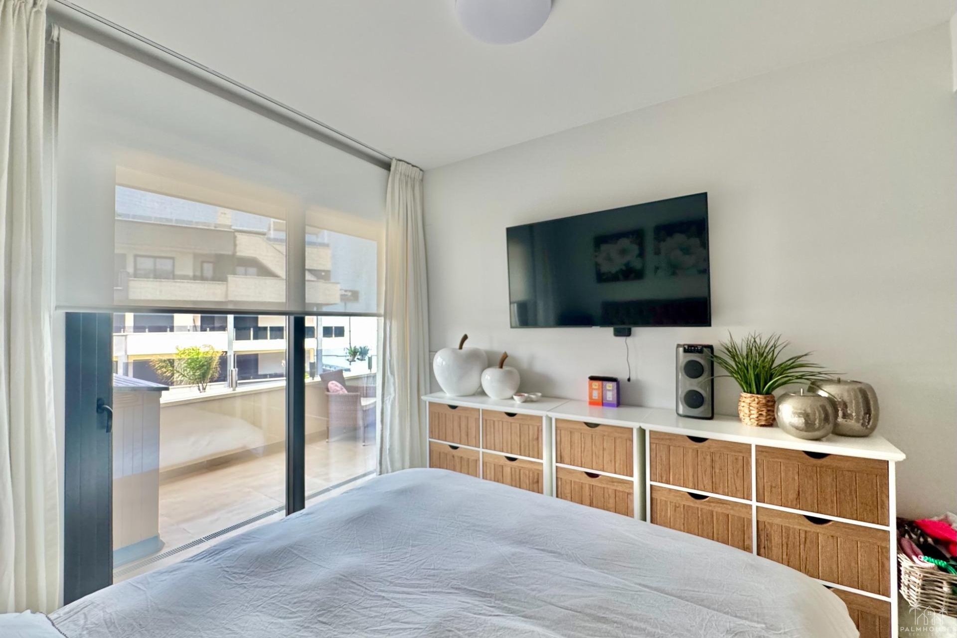 Resale - Apartments - Orihuela Costa - Punta Prima
