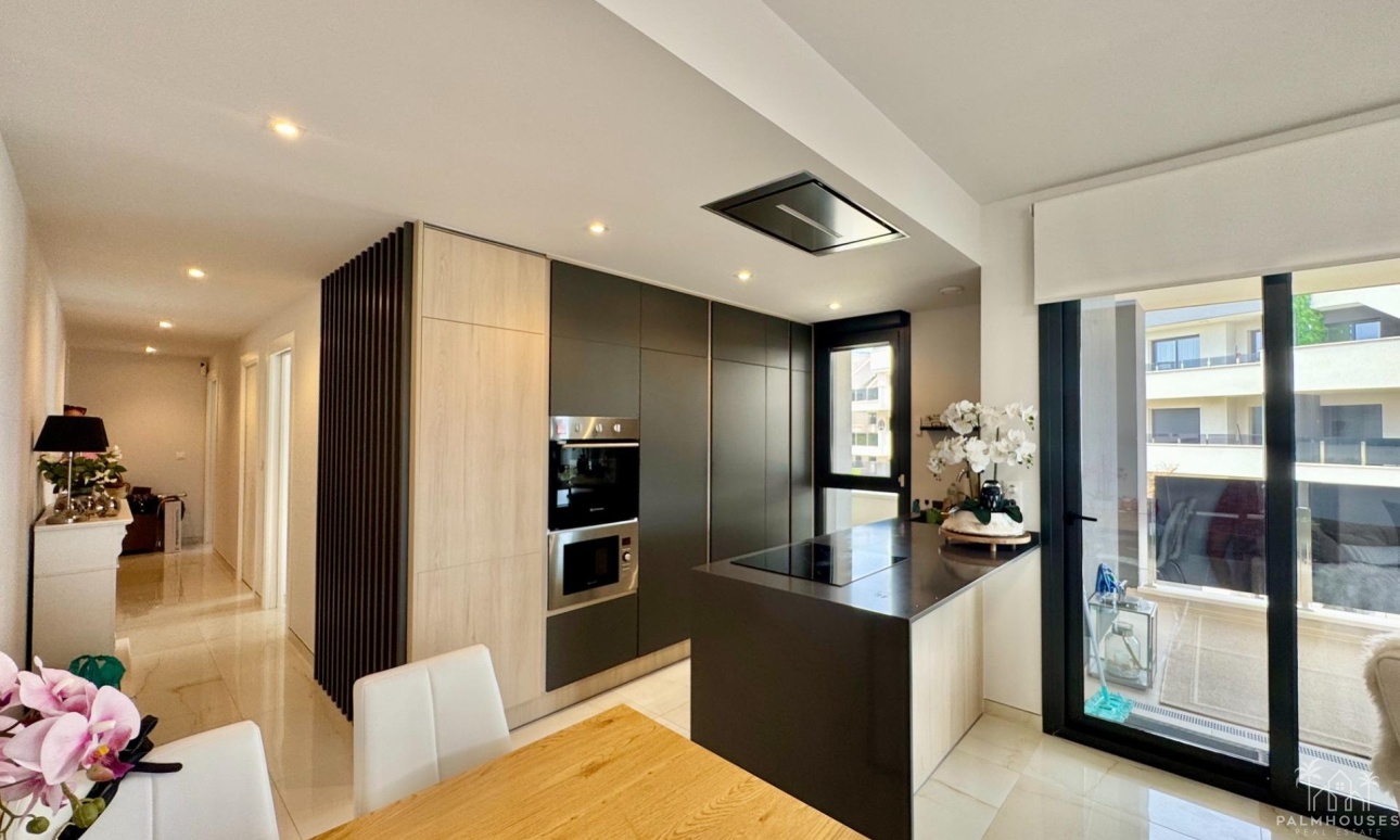 Resale - Apartments - Orihuela Costa - Punta Prima