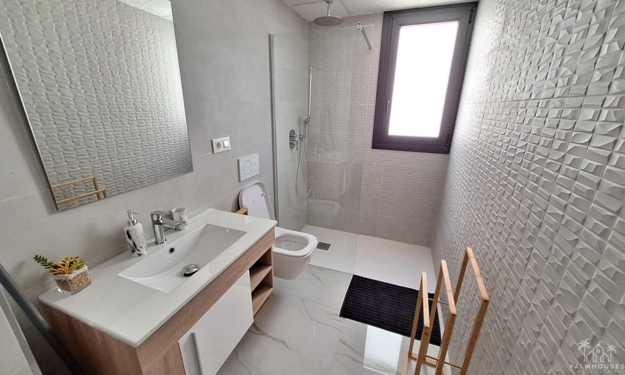 Resale - Apartments - Orihuela Costa - Punta Prima