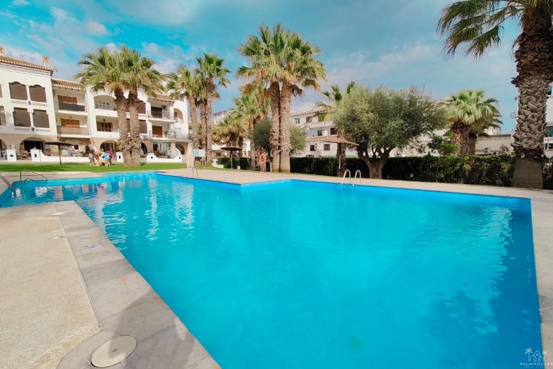 Resale - Apartments - Orihuela Costa - Villamartin