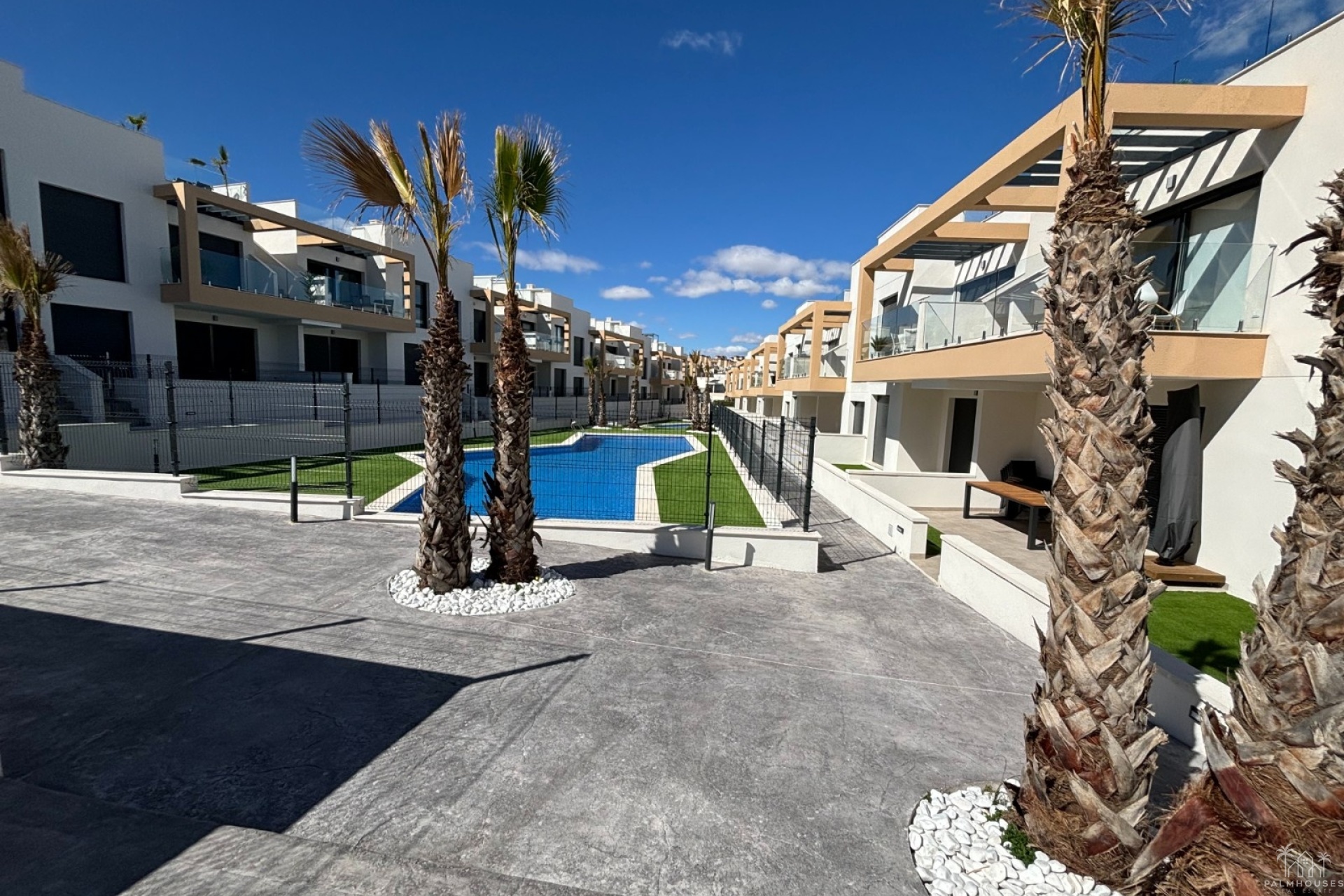 Resale - Apartments - Orihuela Costa - Villamartin