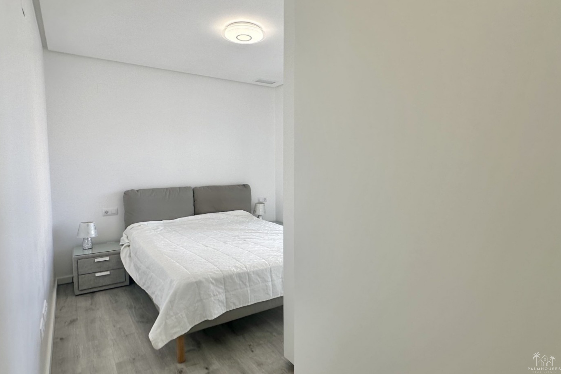Resale - Apartments - Orihuela Costa - Villamartin