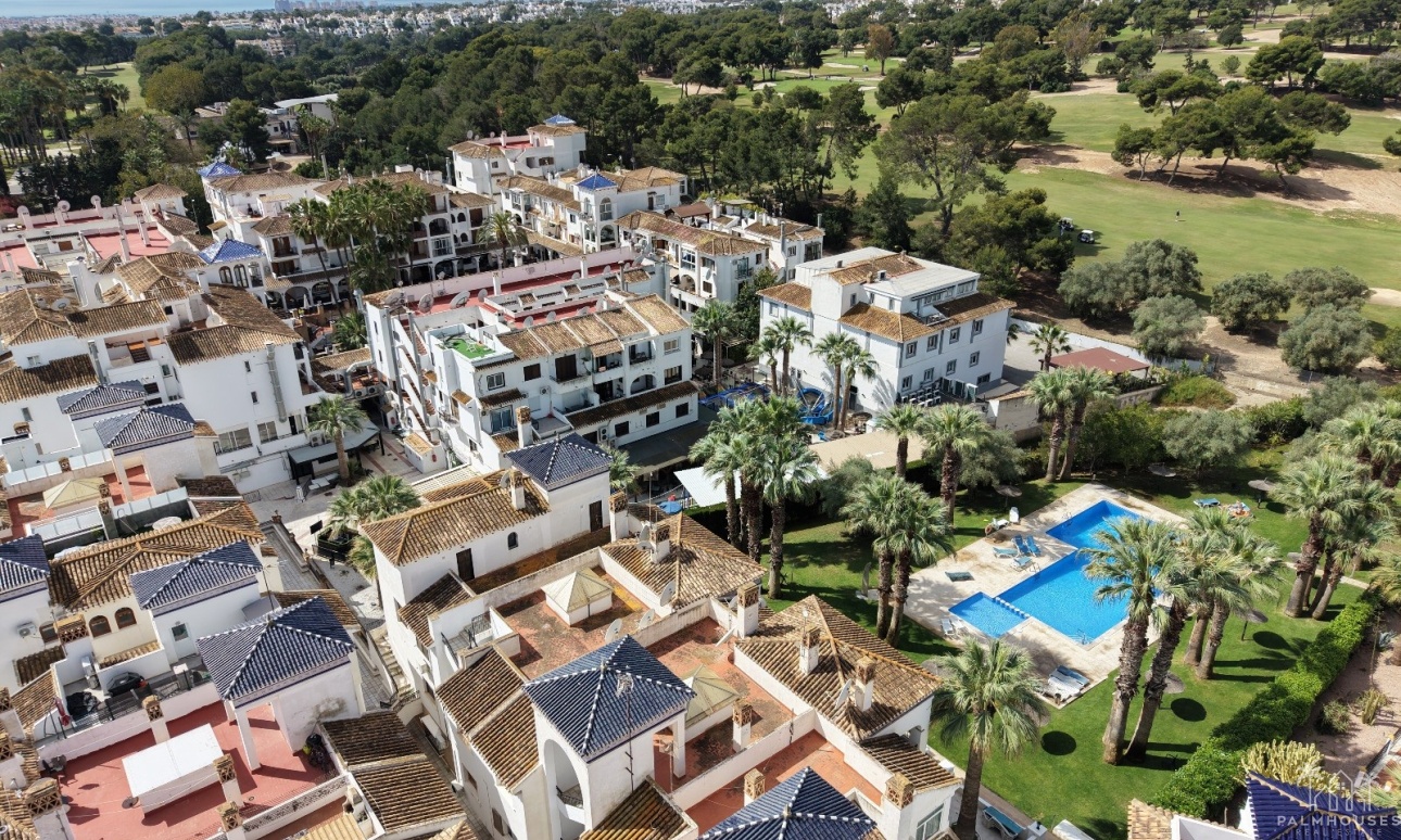 Resale - Apartments - Orihuela Costa - Villamartin
