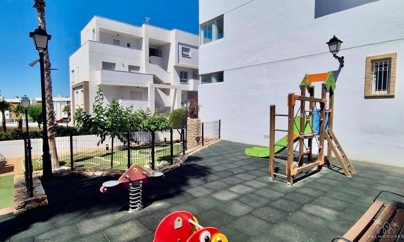Resale - Apartments - Orihuela Costa - Villamartin