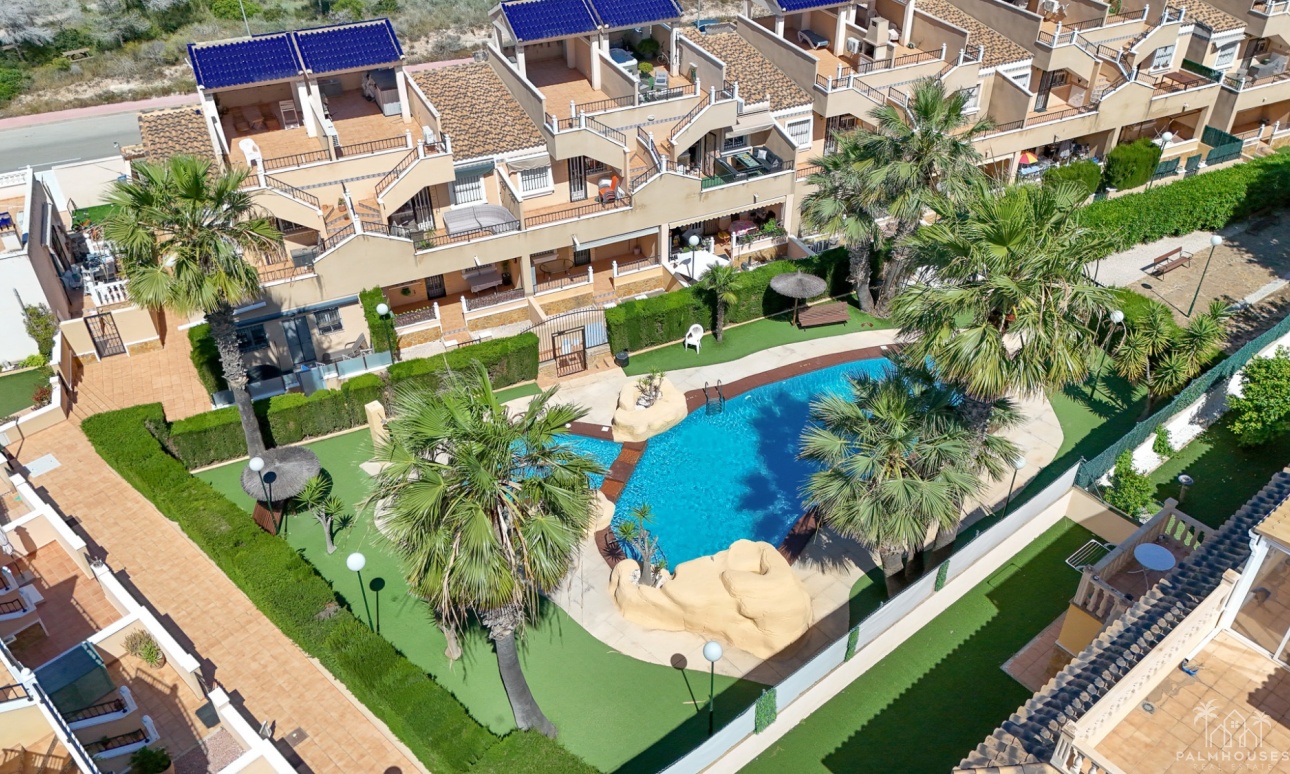 Resale - Apartments - Orihuela Costa - Villamartin