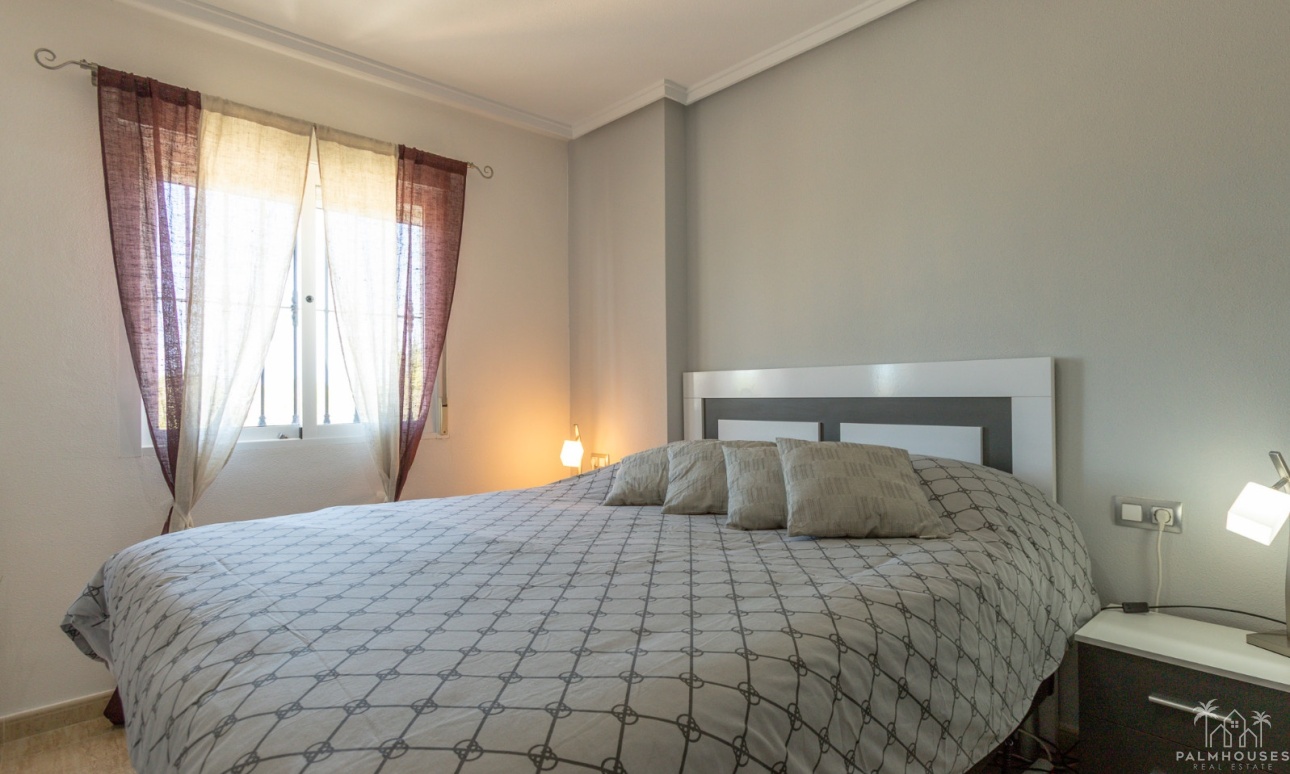 Resale - Apartments - Orihuela Costa - Villamartin