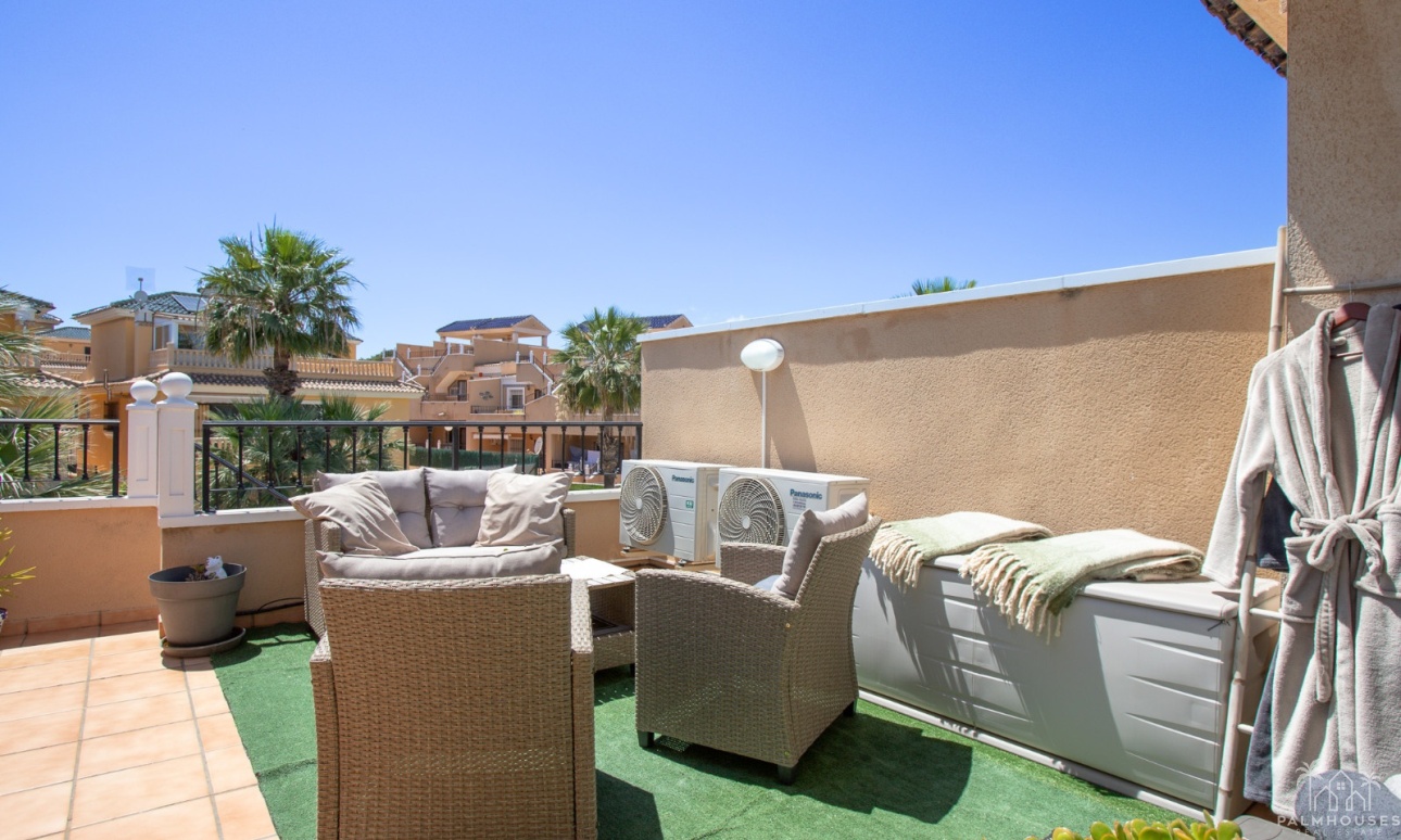 Resale - Apartments - Orihuela Costa - Villamartin
