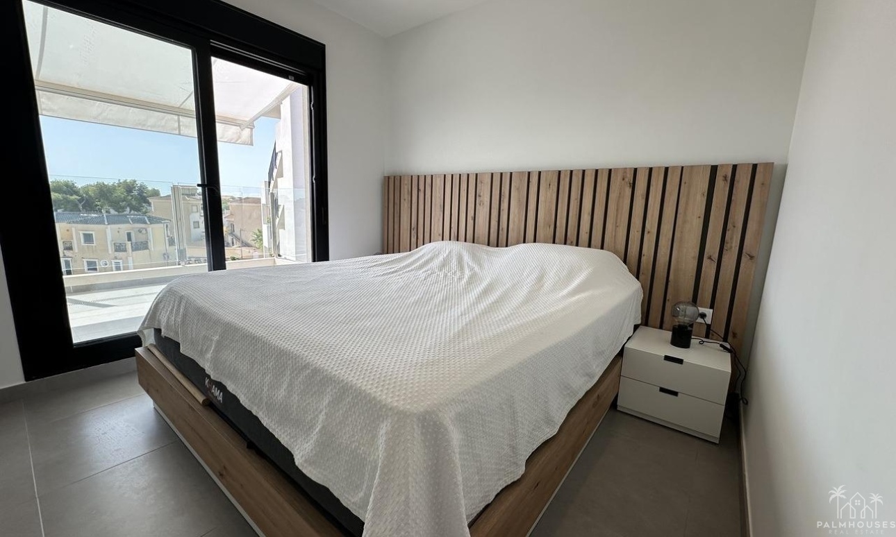 Resale - Apartments - Orihuela Costa - Villamartin