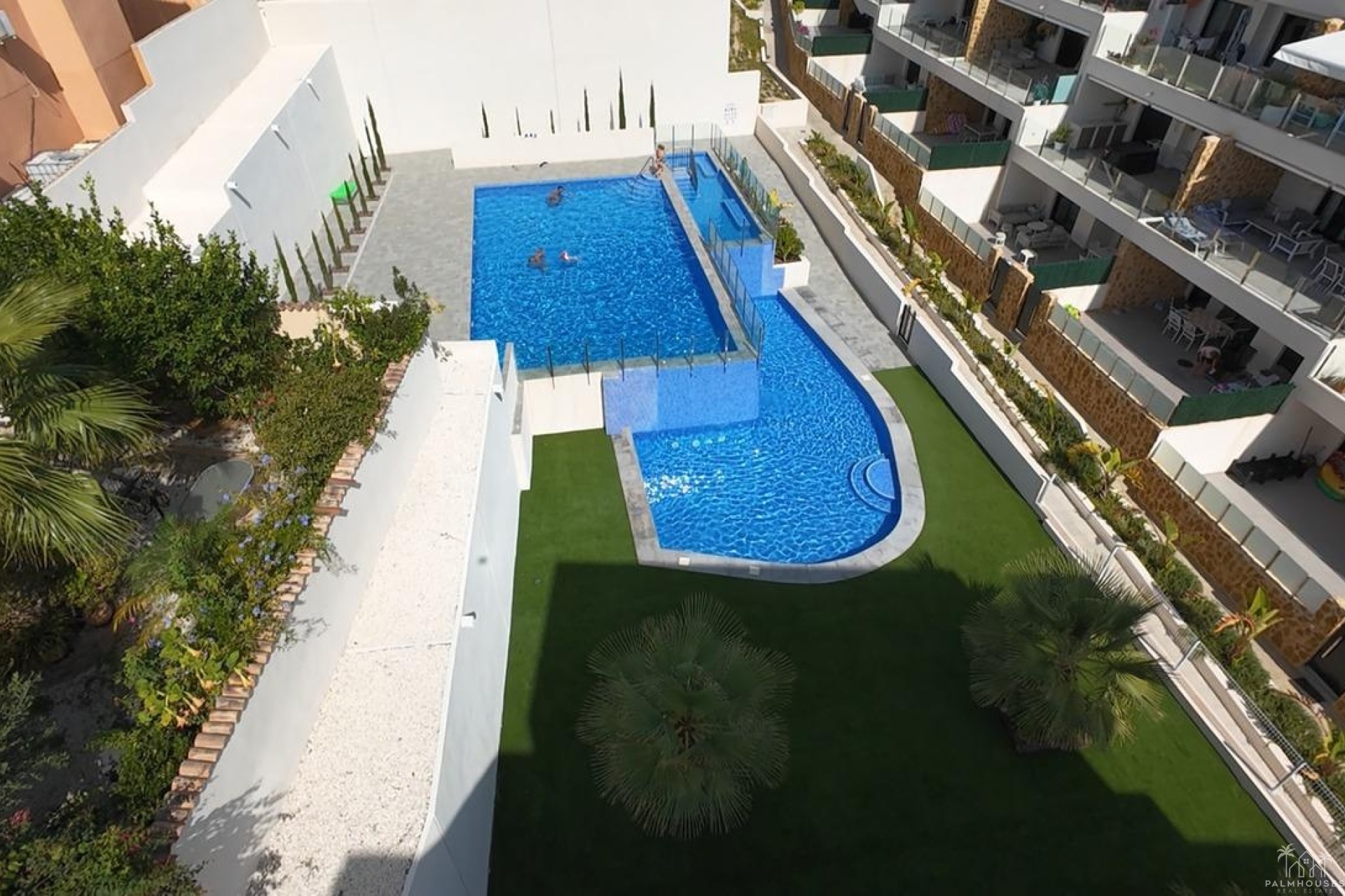 Resale - Apartments - Orihuela Costa - Villamartin