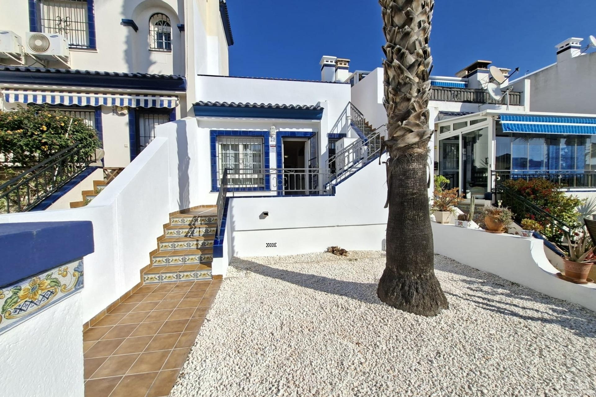 Resale - Apartments - Orihuela Costa - Villamartin