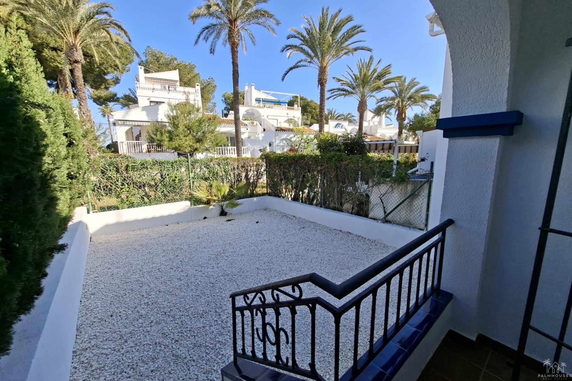 Resale - Apartments - Orihuela Costa - Villamartin