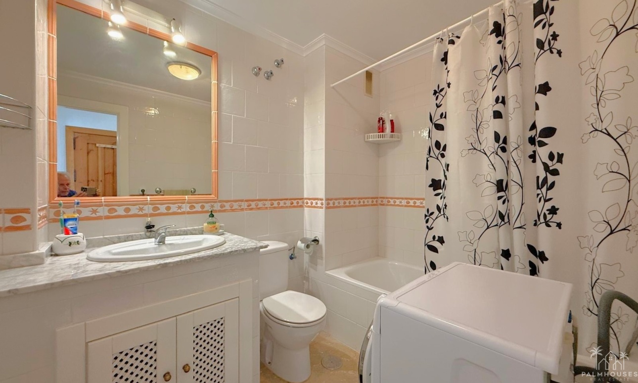Resale - Apartments - Orihuela Costa - Villamartin
