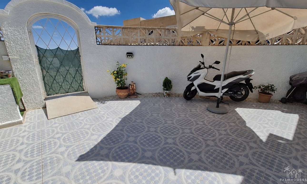 Resale - Apartments - Orihuela Costa - Villamartin