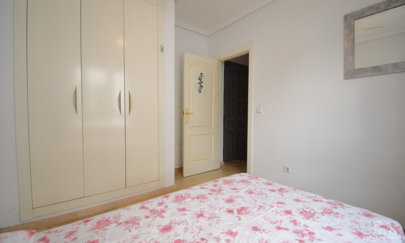 Resale - Apartments - Orihuela Costa - Villamartin
