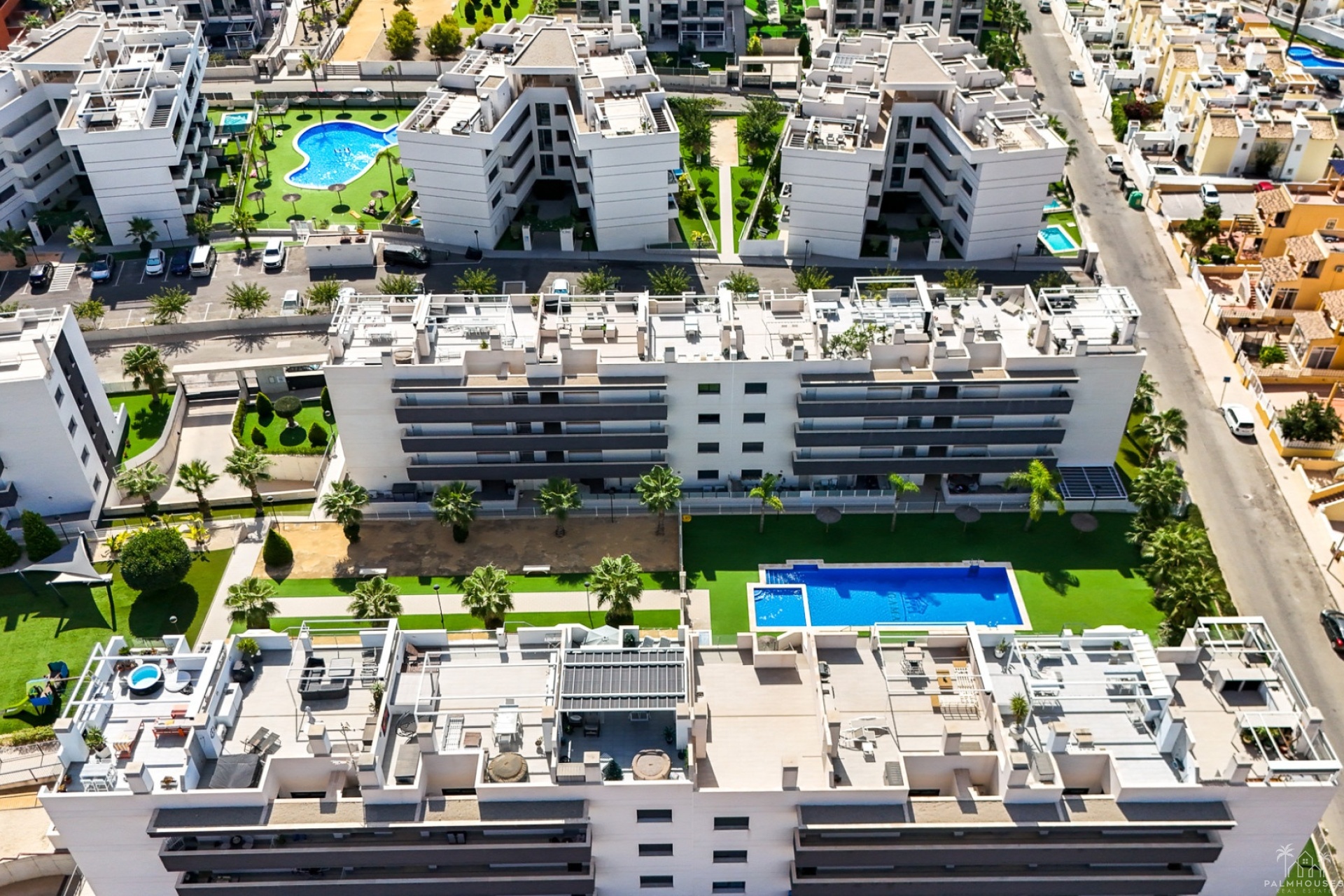 Resale - Apartments - Orihuela Costa - Villamartin