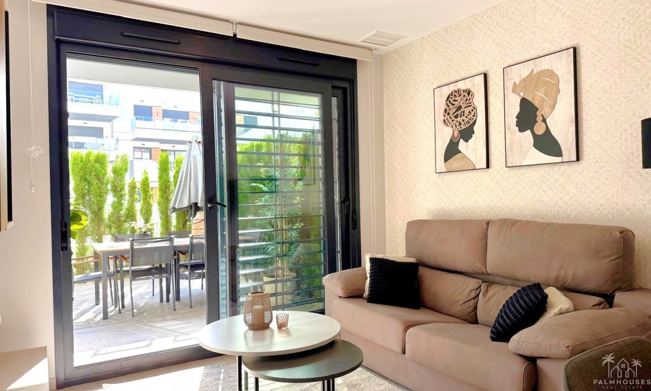 Resale - Apartments - Orihuela Costa - Villamartin