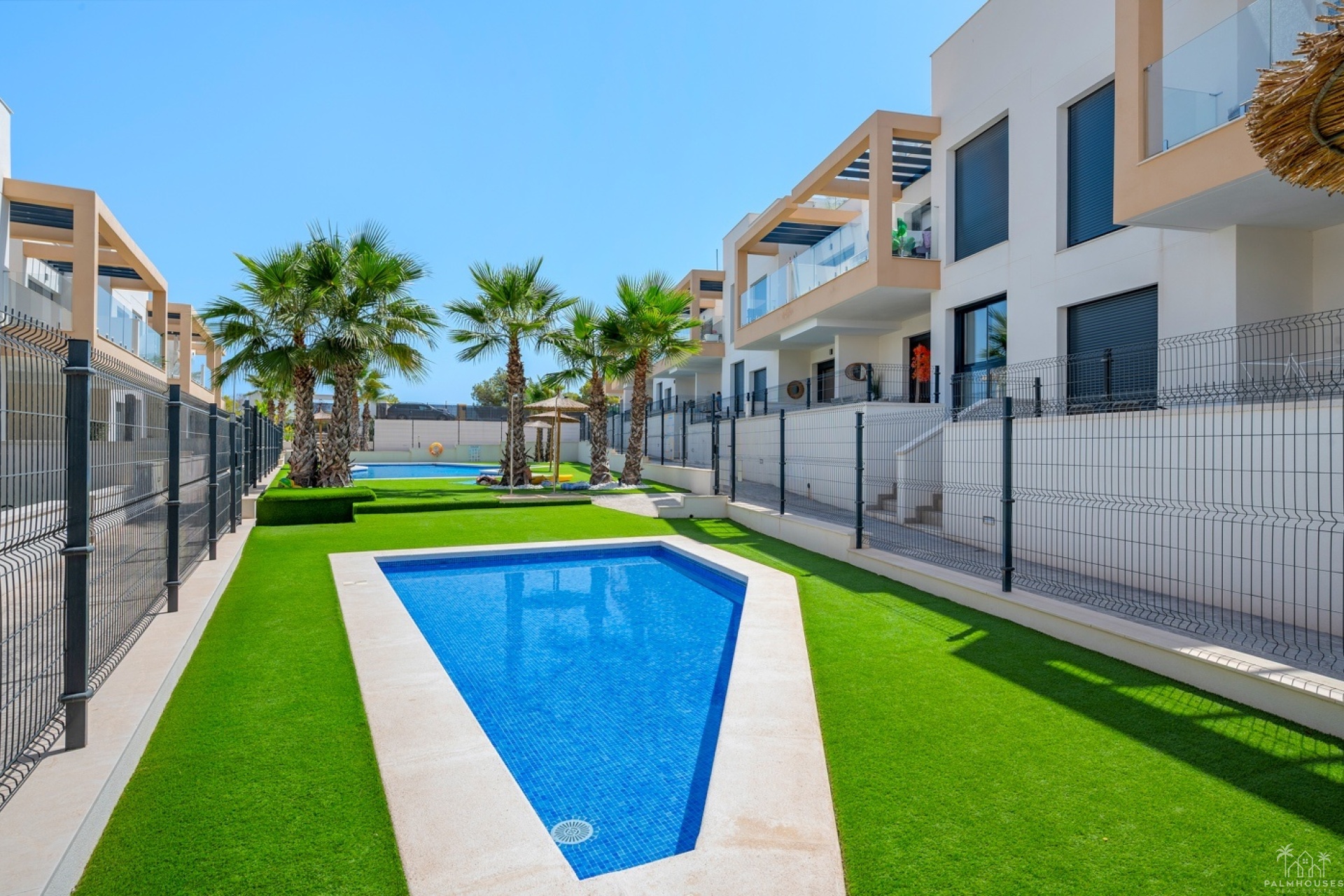 Resale - Apartments - Orihuela Costa - Villamartin