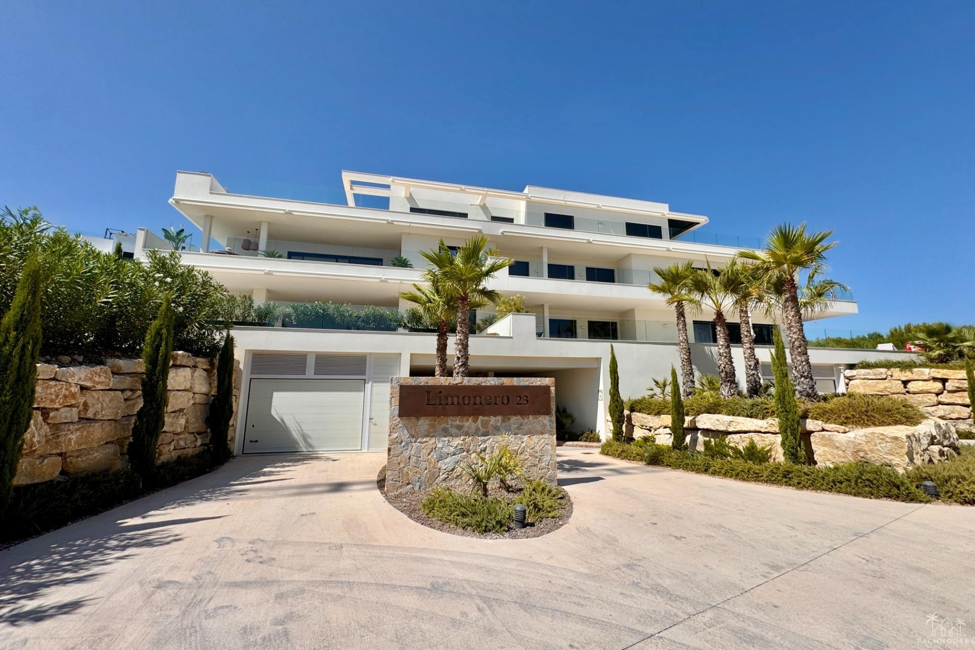 Resale - Apartments - Orihuela - Las Colinas