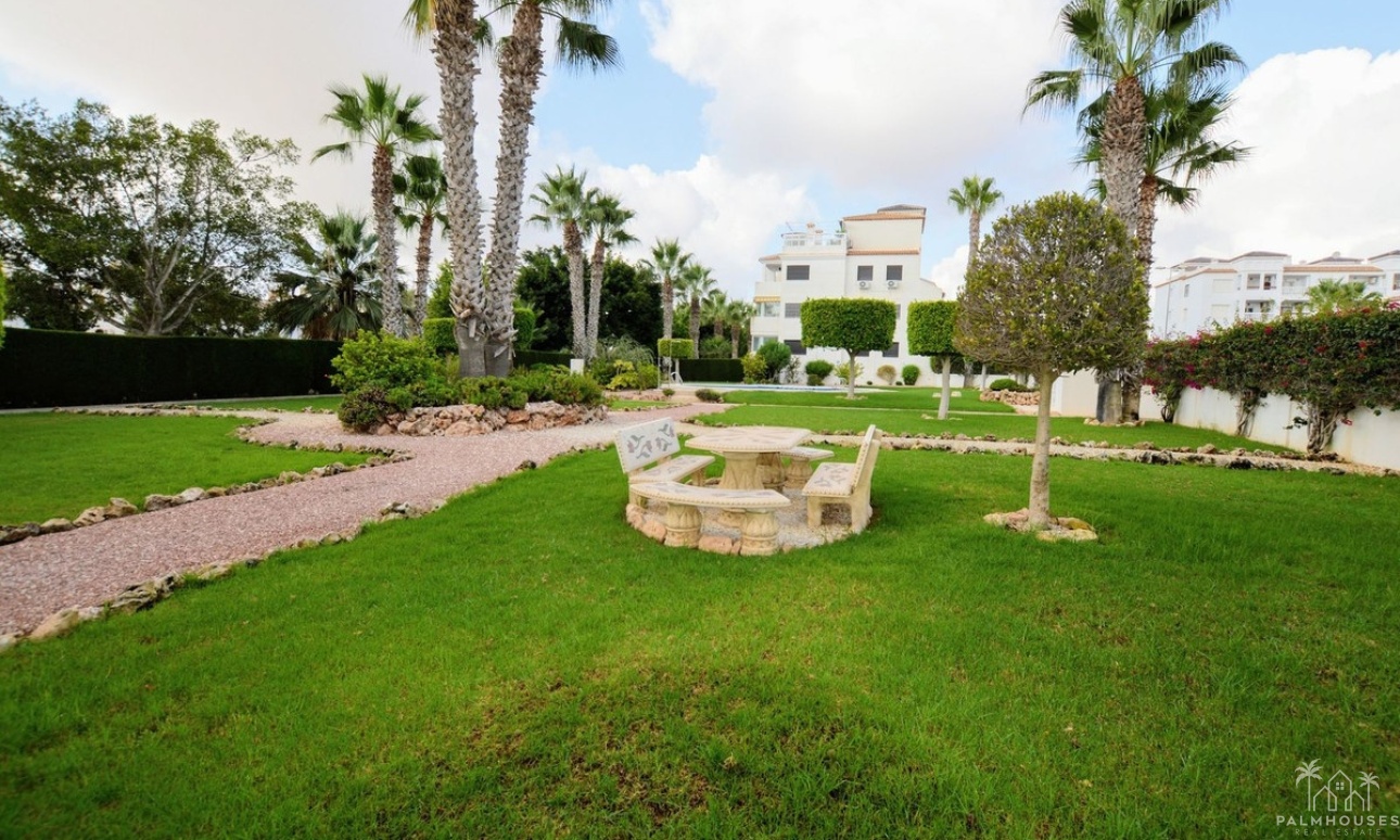 Resale - Apartments - Orihuela - Villamartin