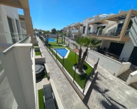 Resale - Apartments - Orihuela - Villamartin