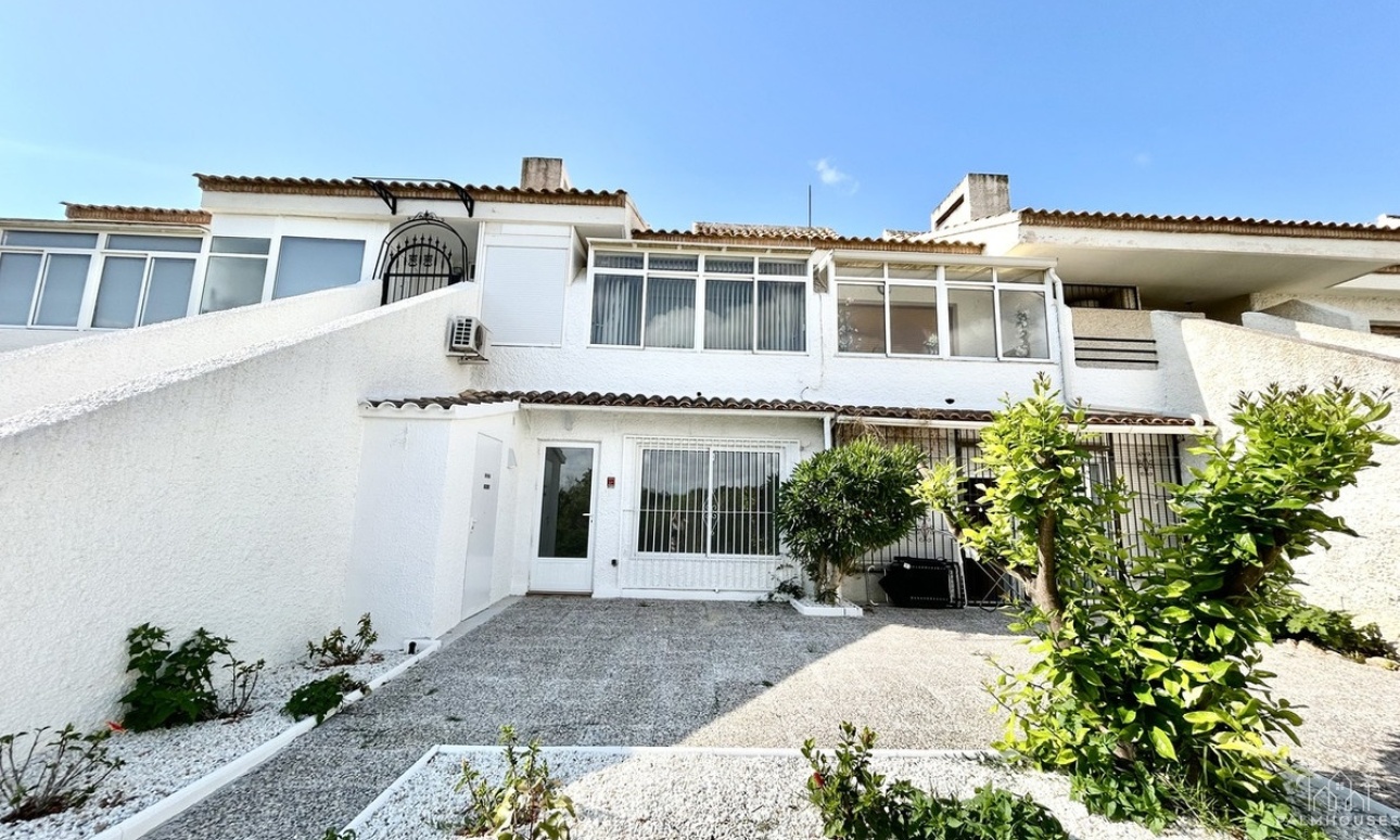 Resale - Apartments - Orihuela - Villamartin