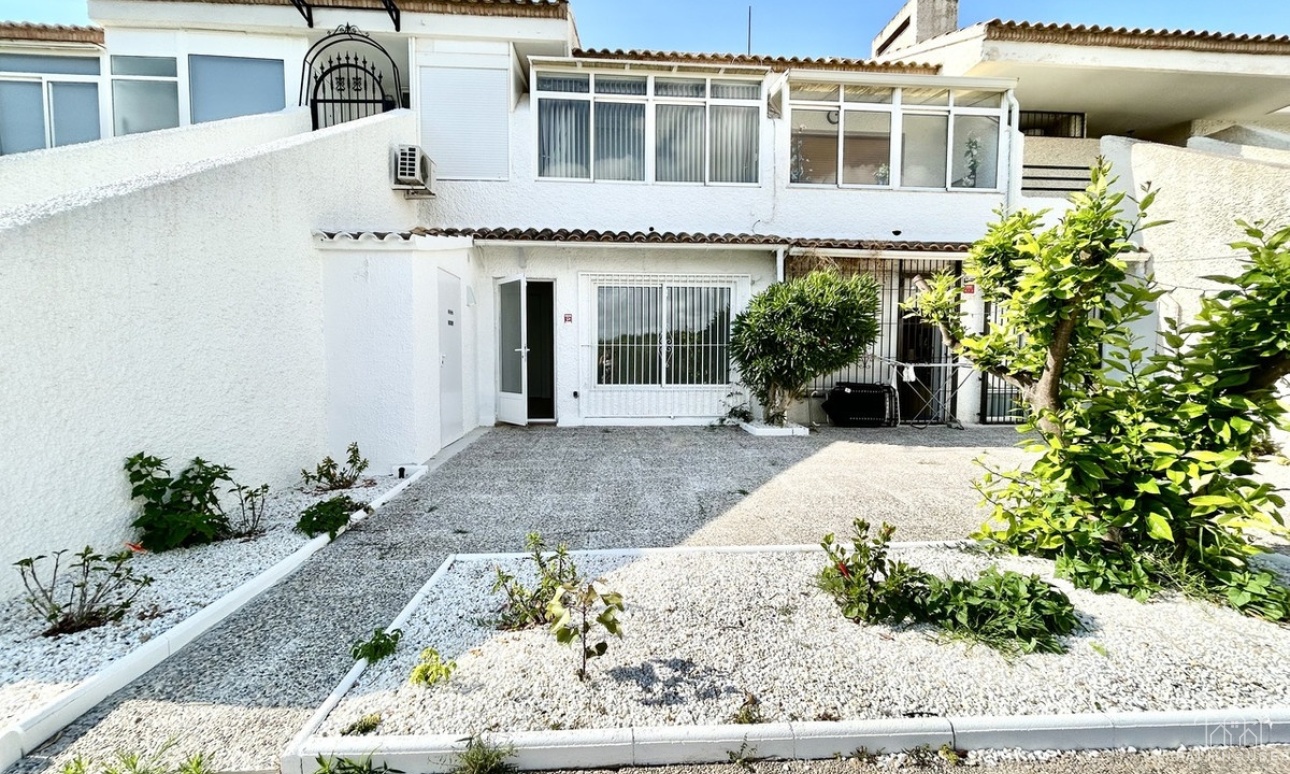 Resale - Apartments - Orihuela - Villamartin