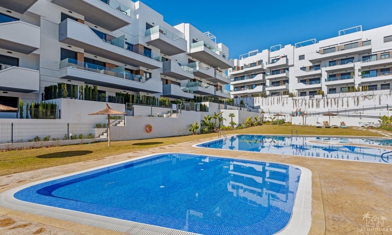 Resale - Apartments - Orihuela - Villamartin
