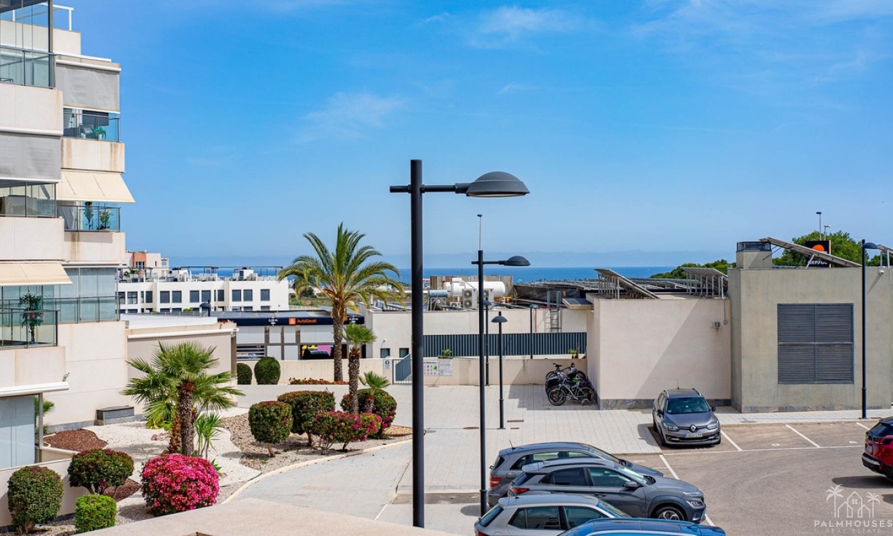 Resale - Apartments - Orihuela - Villamartin