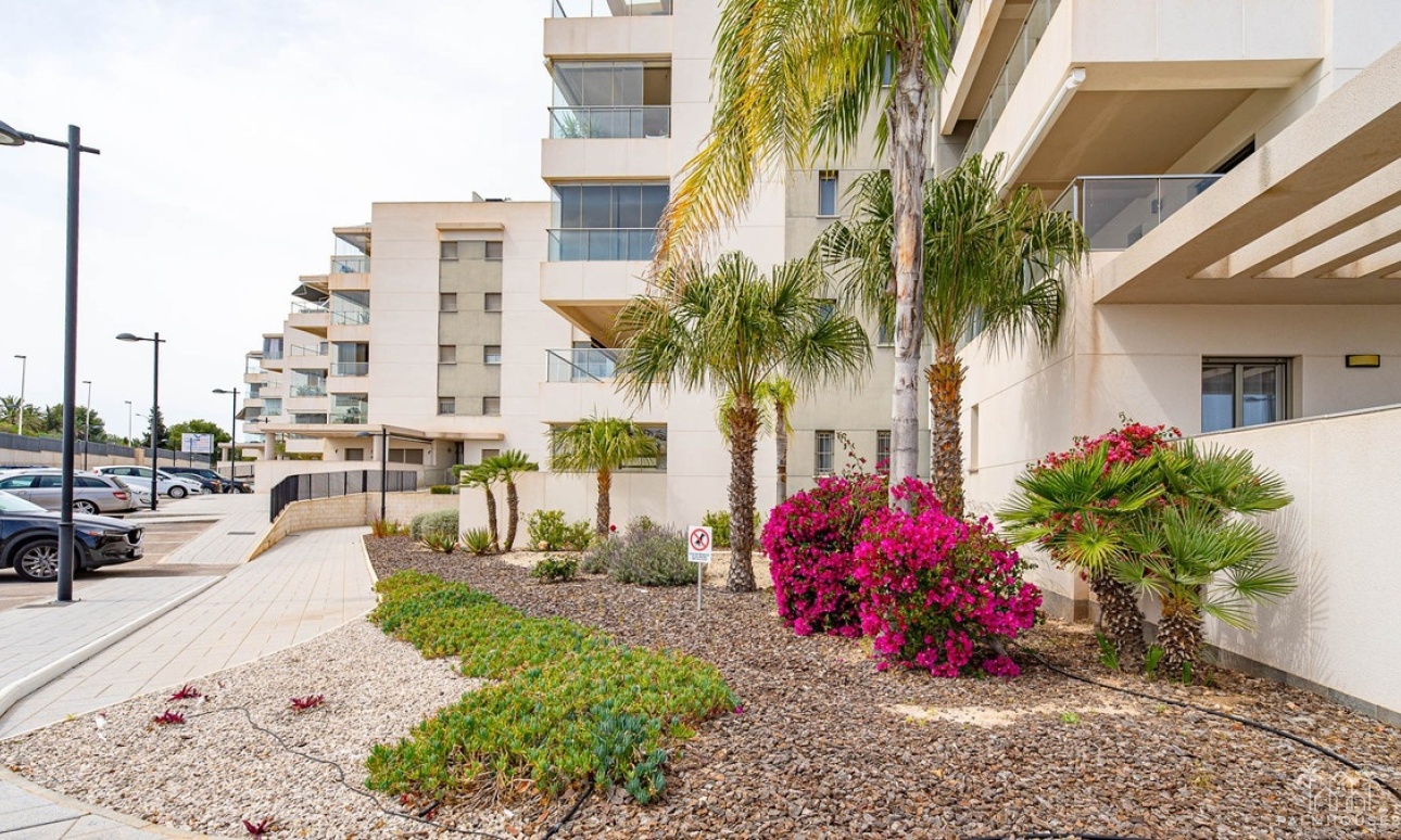 Resale - Apartments - Orihuela - Villamartin