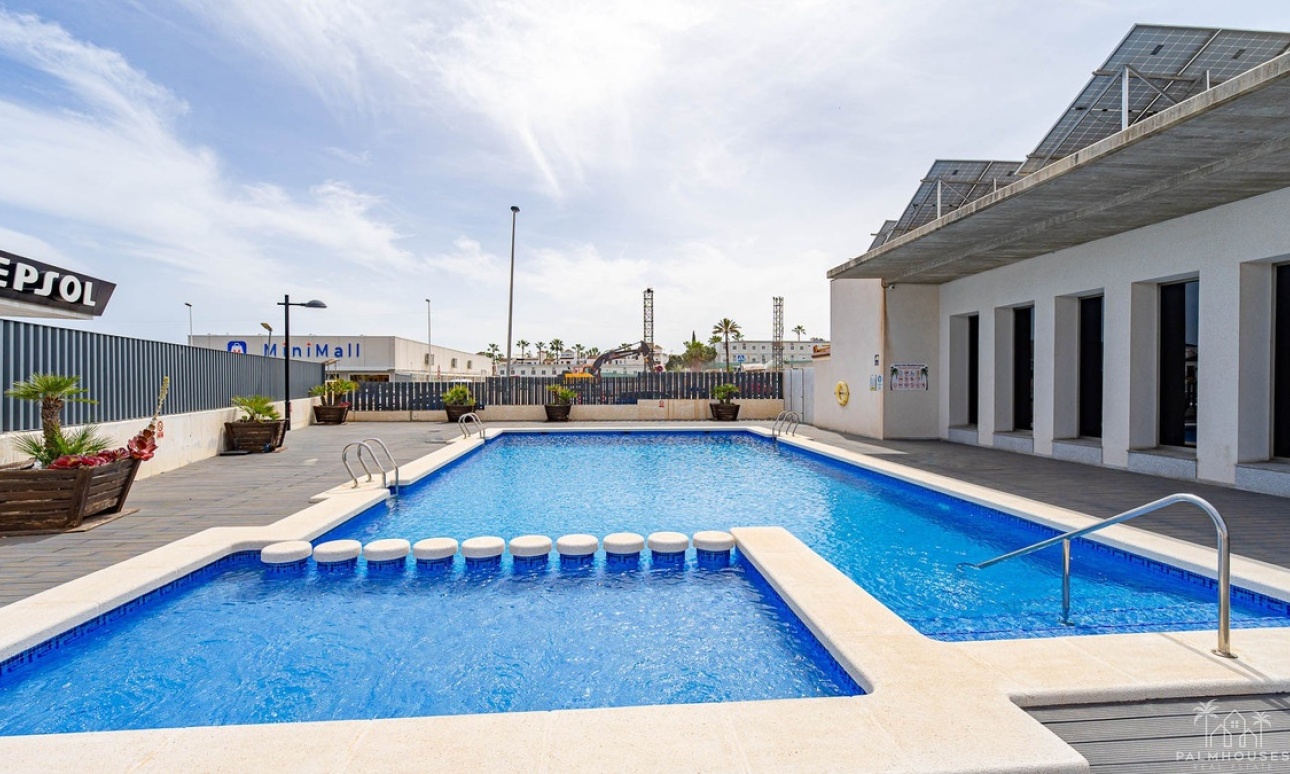 Resale - Apartments - Orihuela - Villamartin