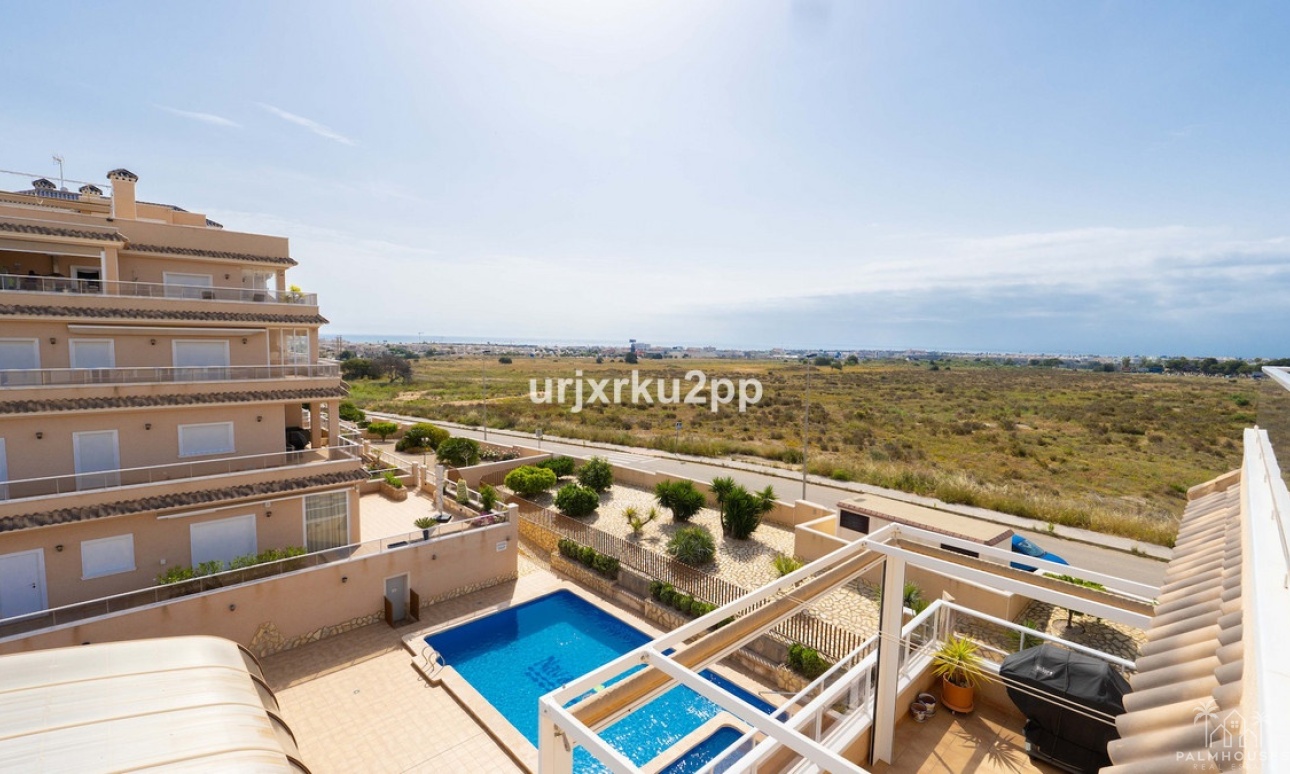 Resale - Apartments - Orihuela - Villamartin