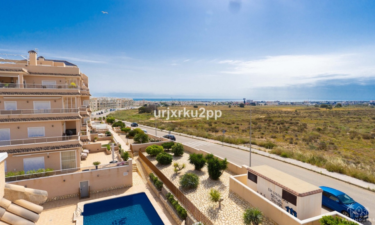 Resale - Apartments - Orihuela - Villamartin