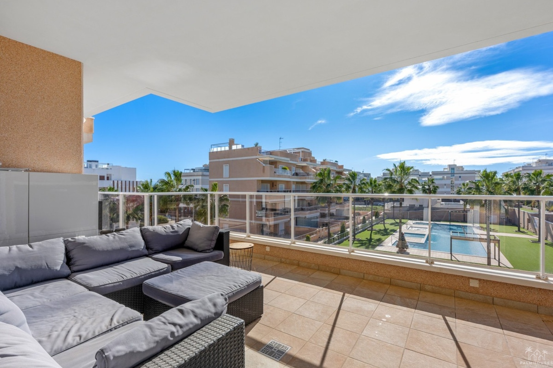 Resale - Apartments - Orihuela - Villamartin
