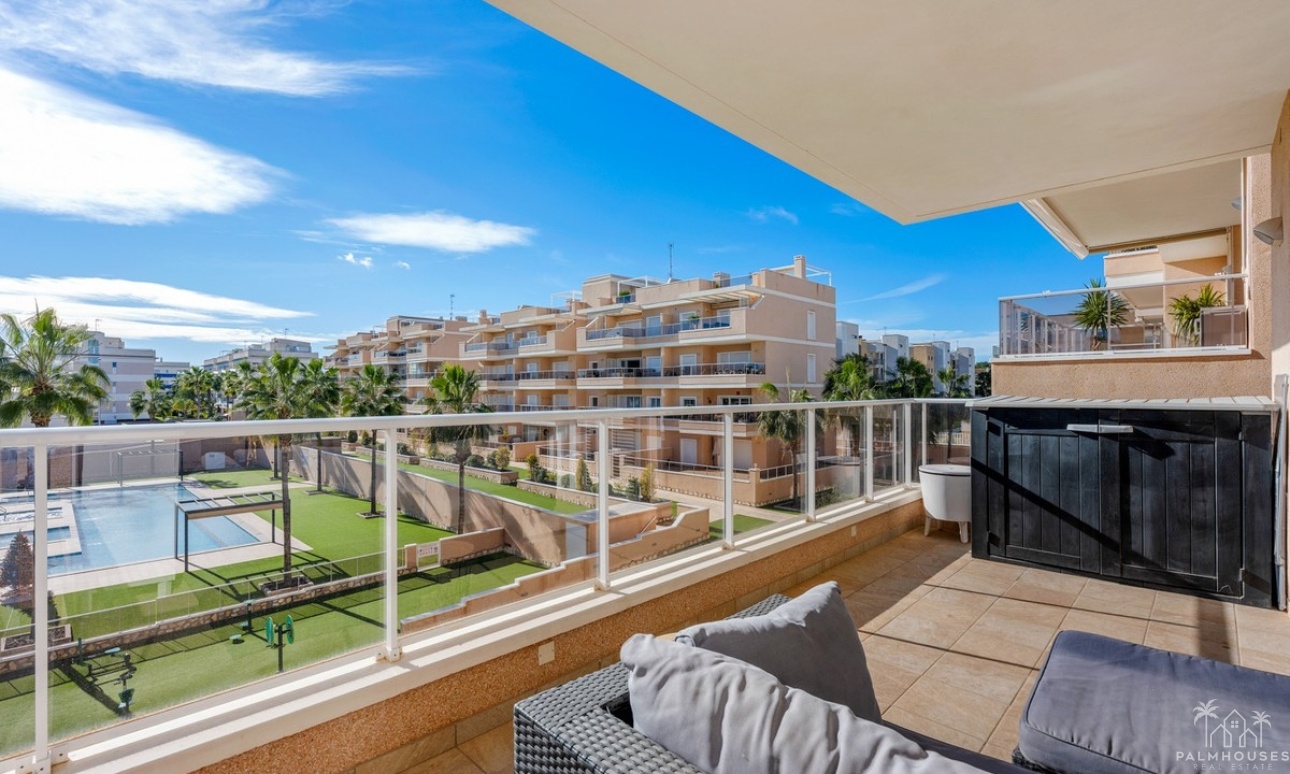Resale - Apartments - Orihuela - Villamartin