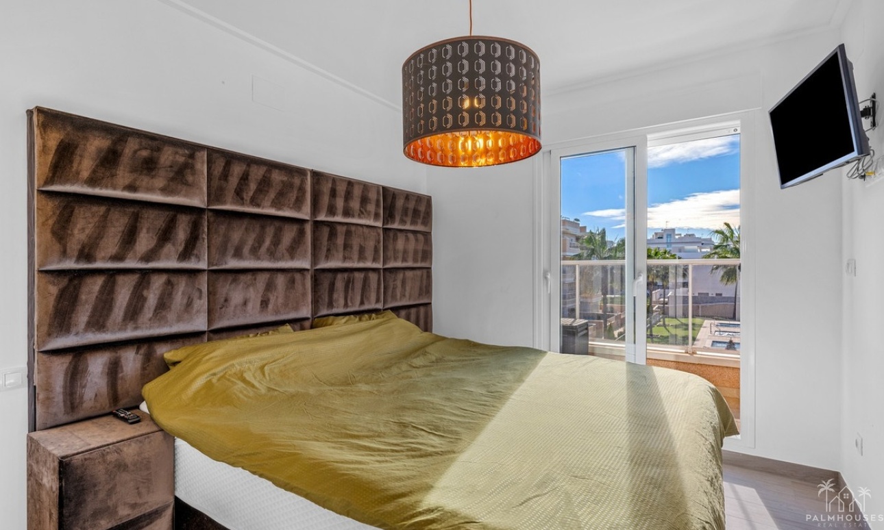 Resale - Apartments - Orihuela - Villamartin
