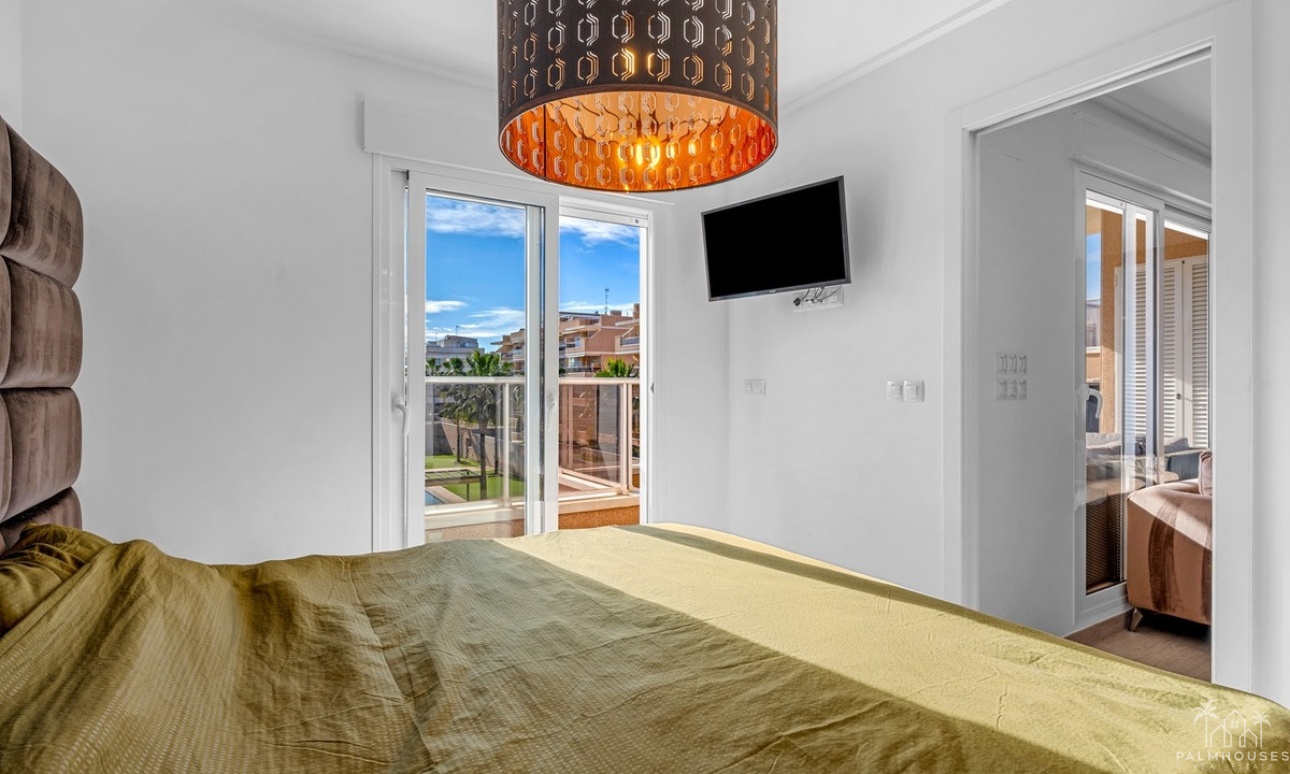 Resale - Apartments - Orihuela - Villamartin