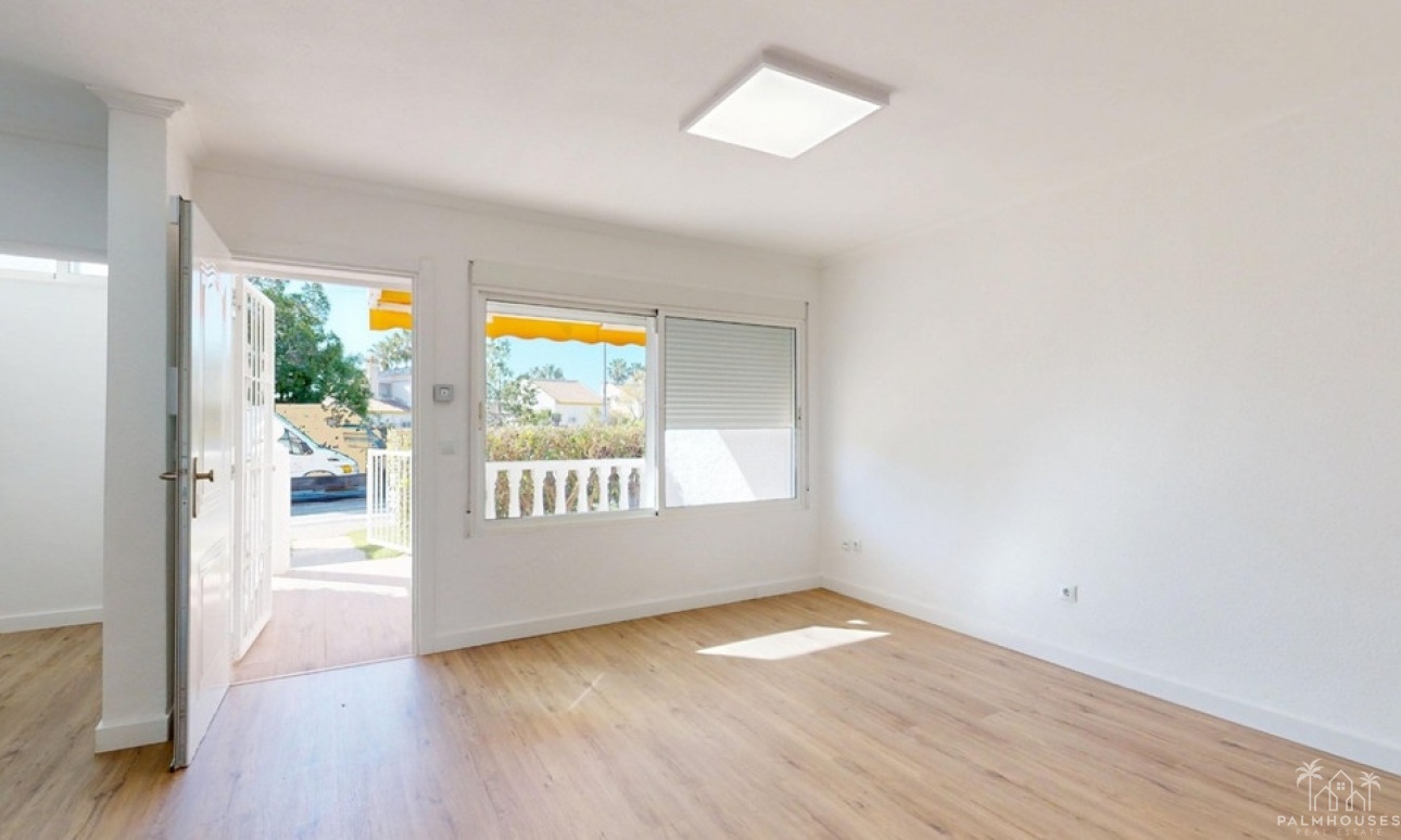 Resale - Apartments - Orihuela - Villamartin