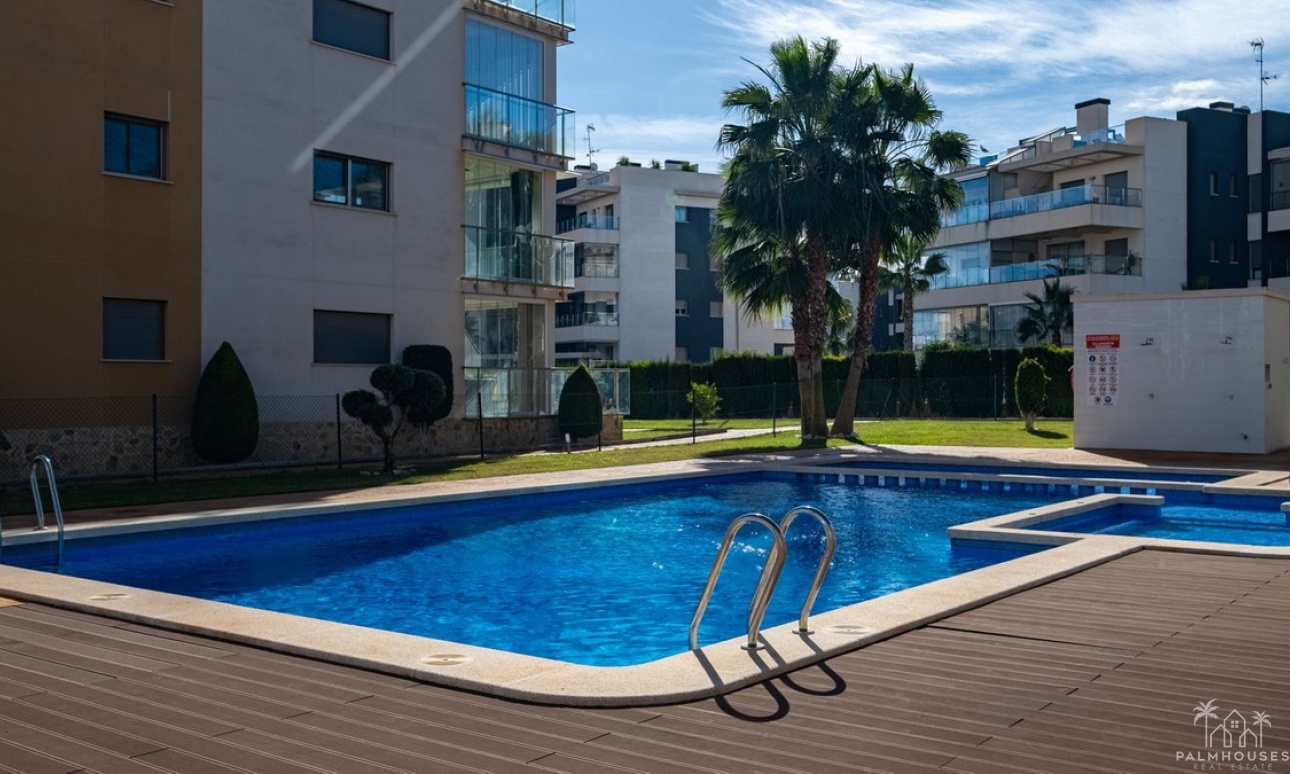 Resale - Apartments - Orihuela - Villamartin
