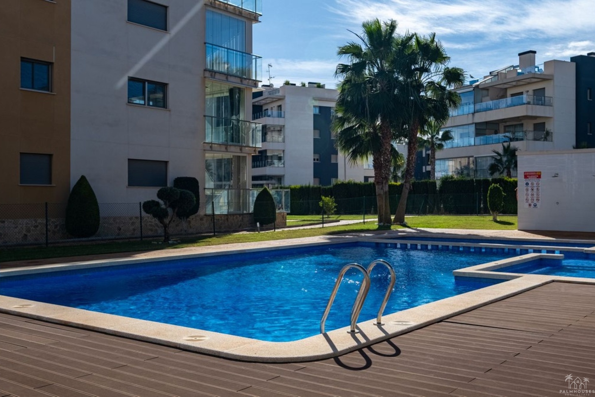 Resale - Apartments - Orihuela - Villamartin