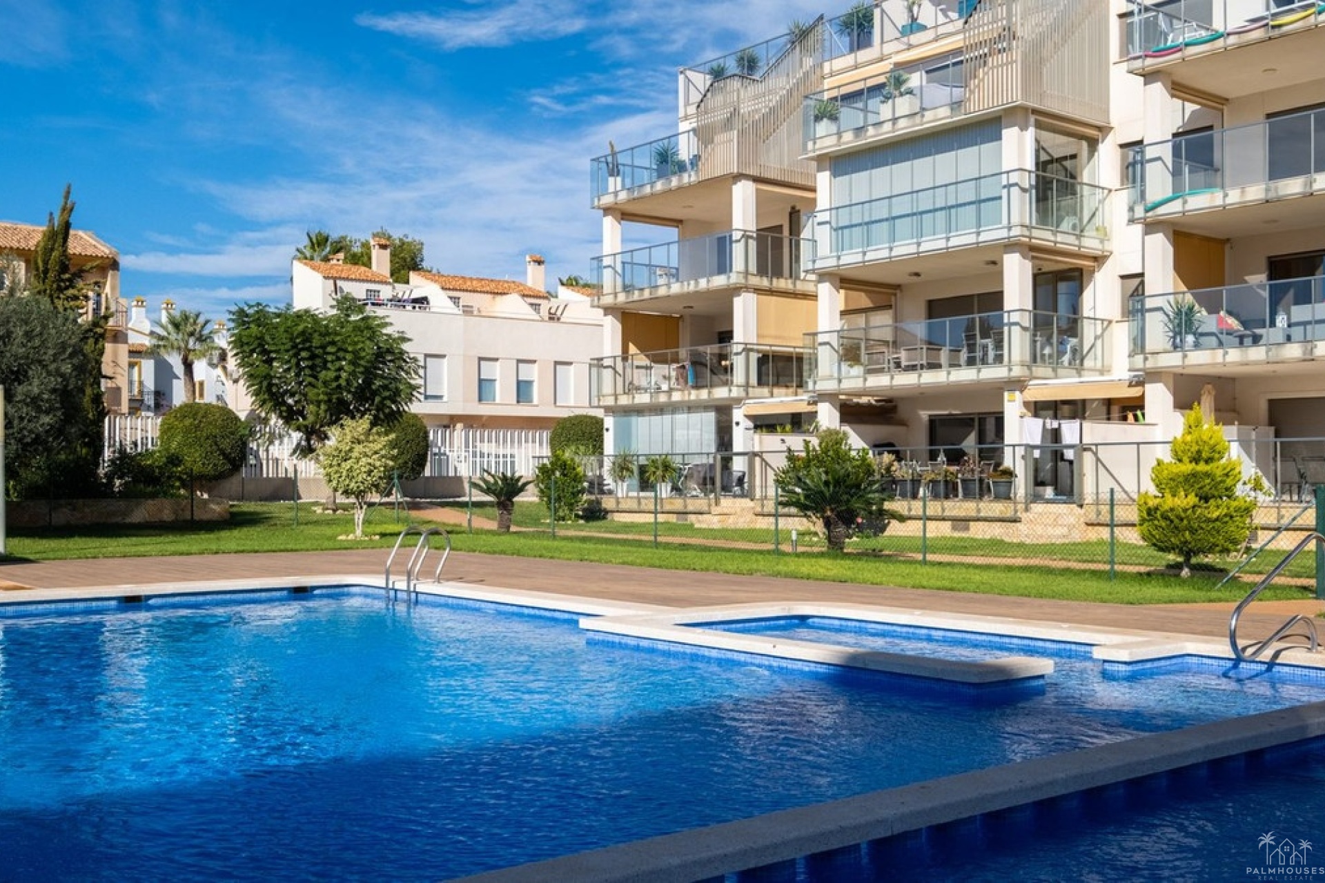 Resale - Apartments - Orihuela - Villamartin