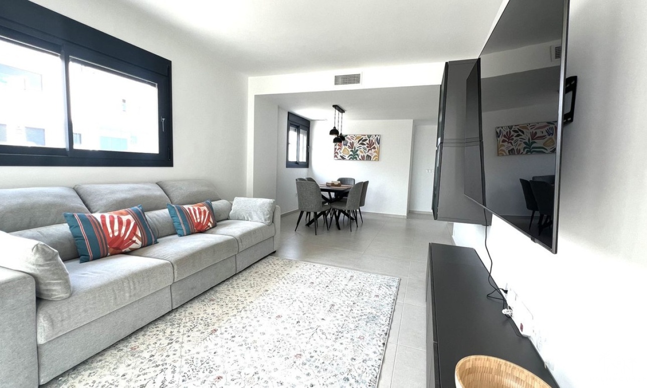 Resale - Apartments - Orihuela - Villamartin