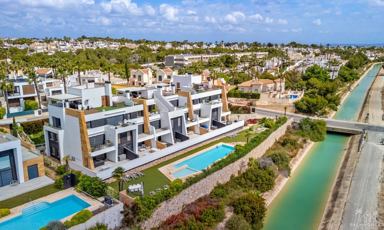 Resale - Apartments - Orihuela - Villamartin
