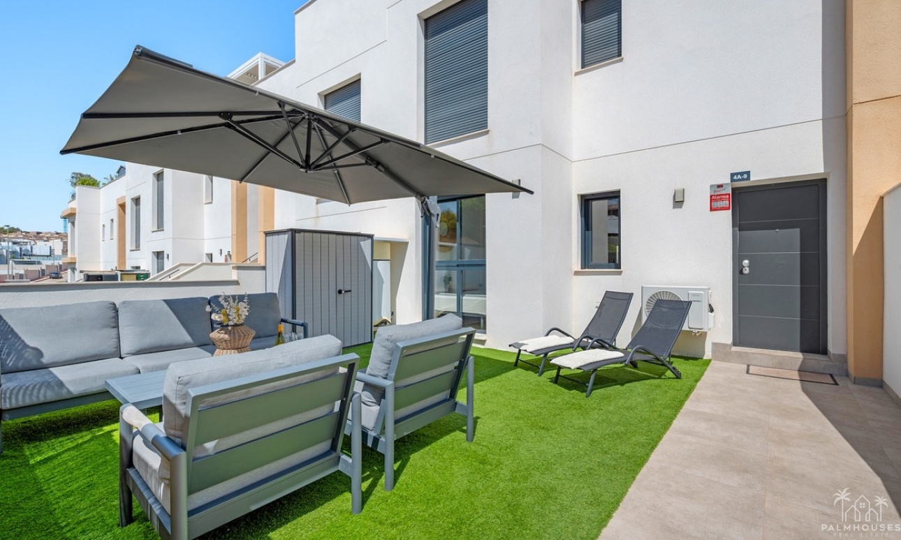Resale - Apartments - Orihuela - Villamartin