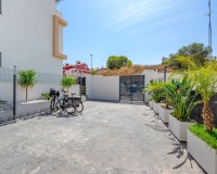 Resale - Apartments - Orihuela - Villamartin