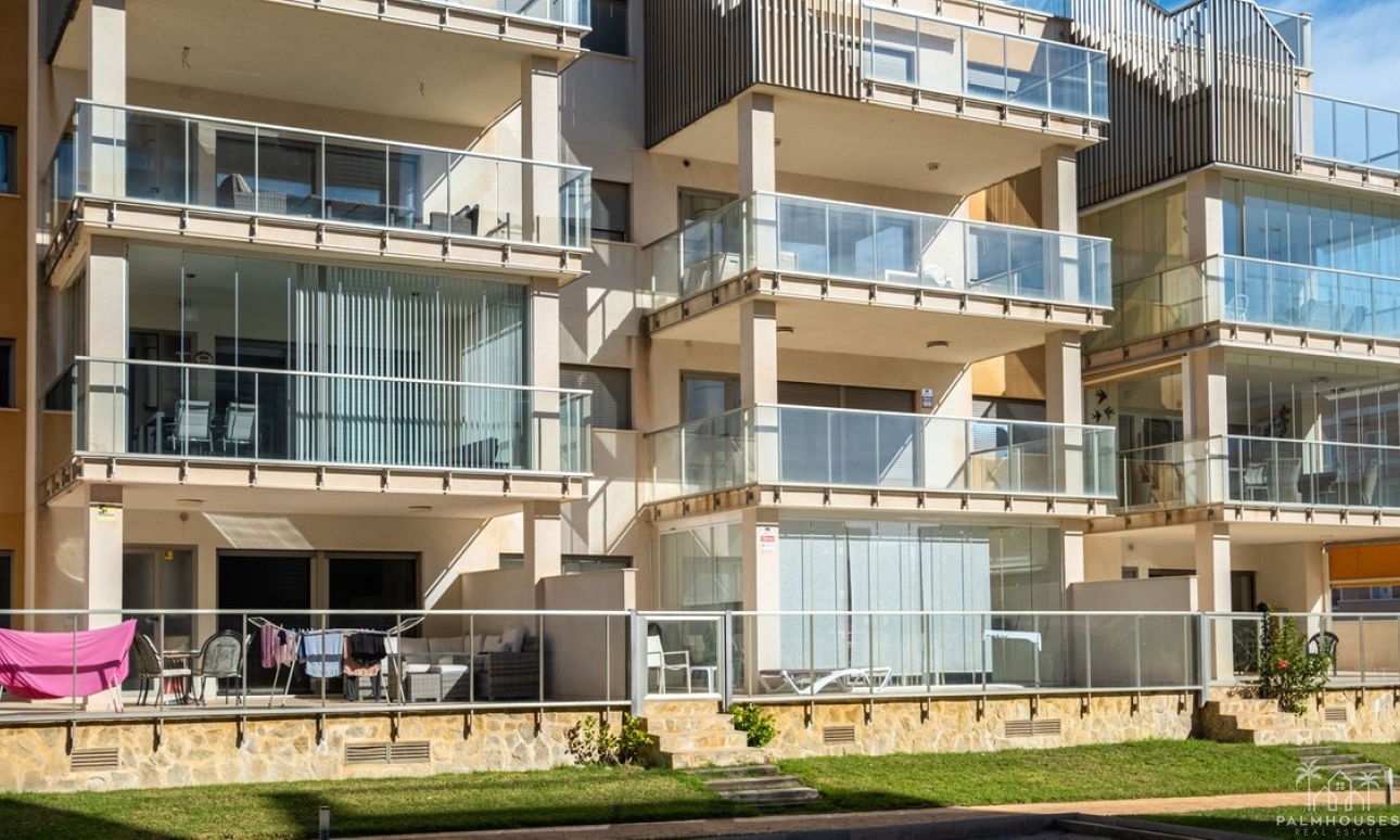Resale - Apartments - Orihuela - Villamartin