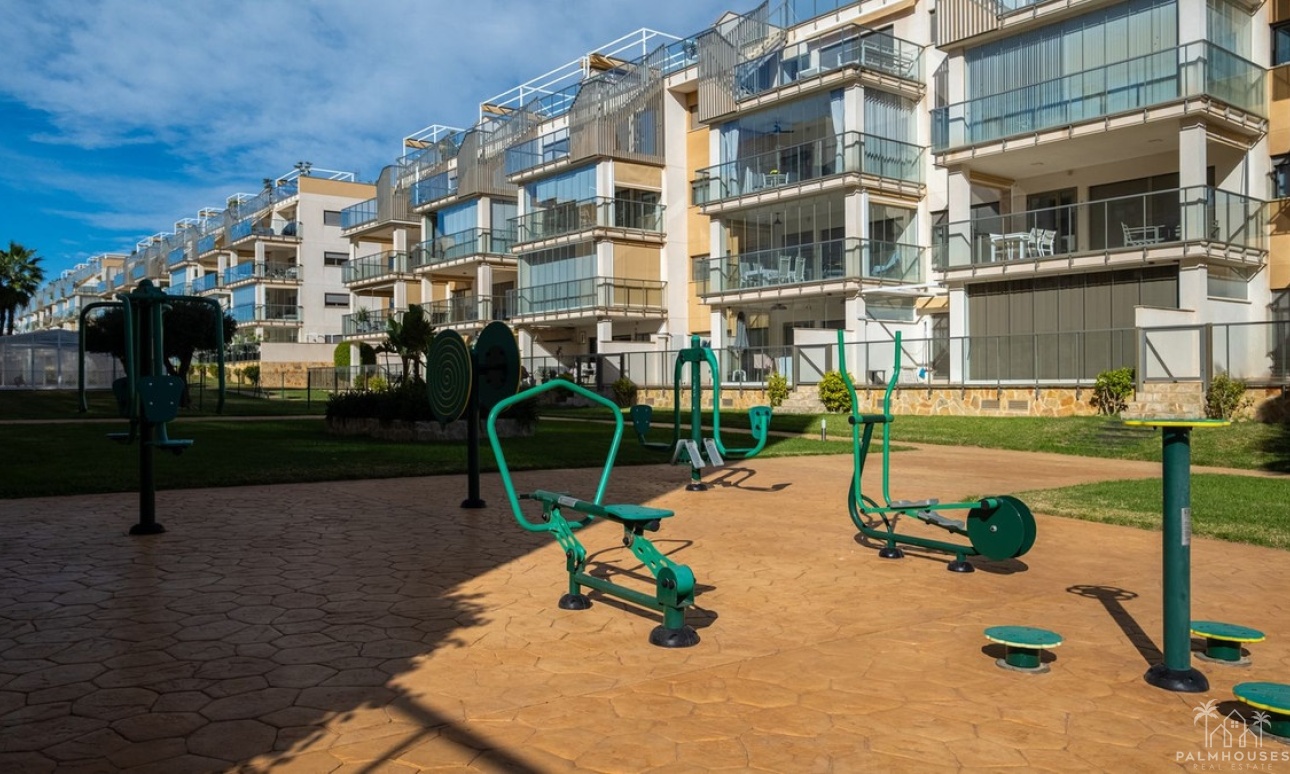 Resale - Apartments - Orihuela - Villamartin